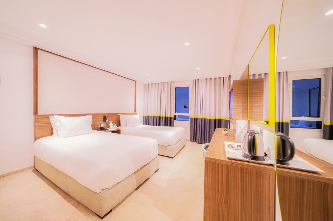 Oum Palace & Hotel 4*