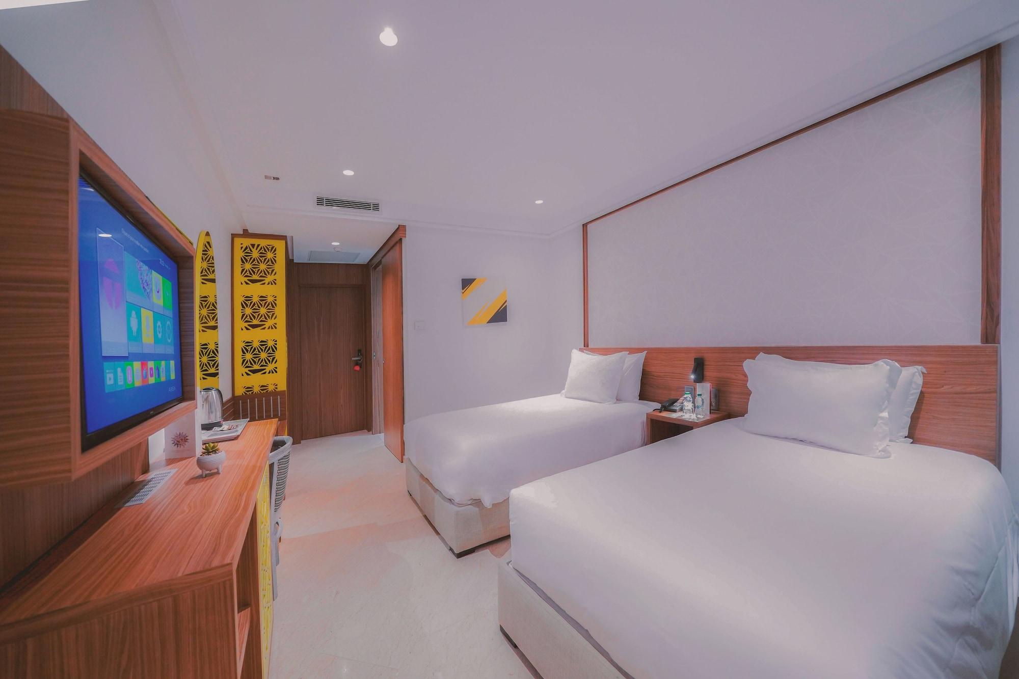 Oum Palace & Hotel 4*